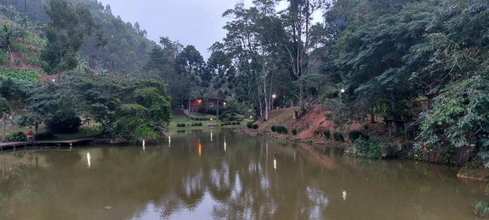 Pousada Recanto Lisieux Marechal Floriano Buitenkant foto